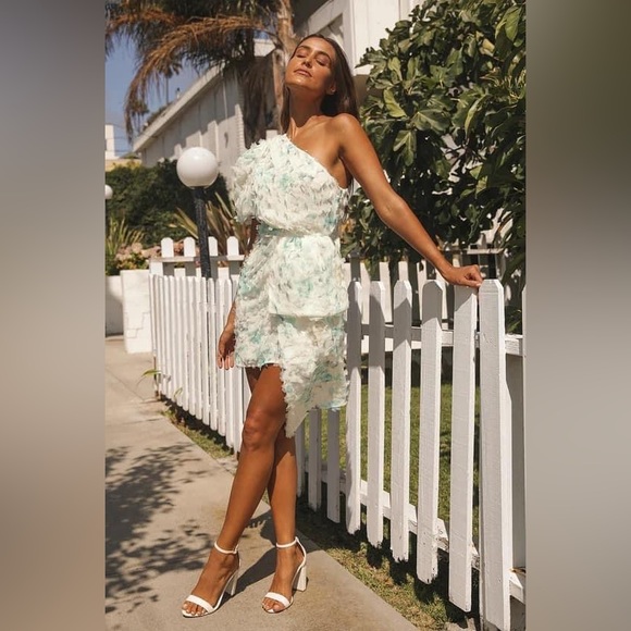 Elliatt Nala dress size 2 - Picture 1 of 2